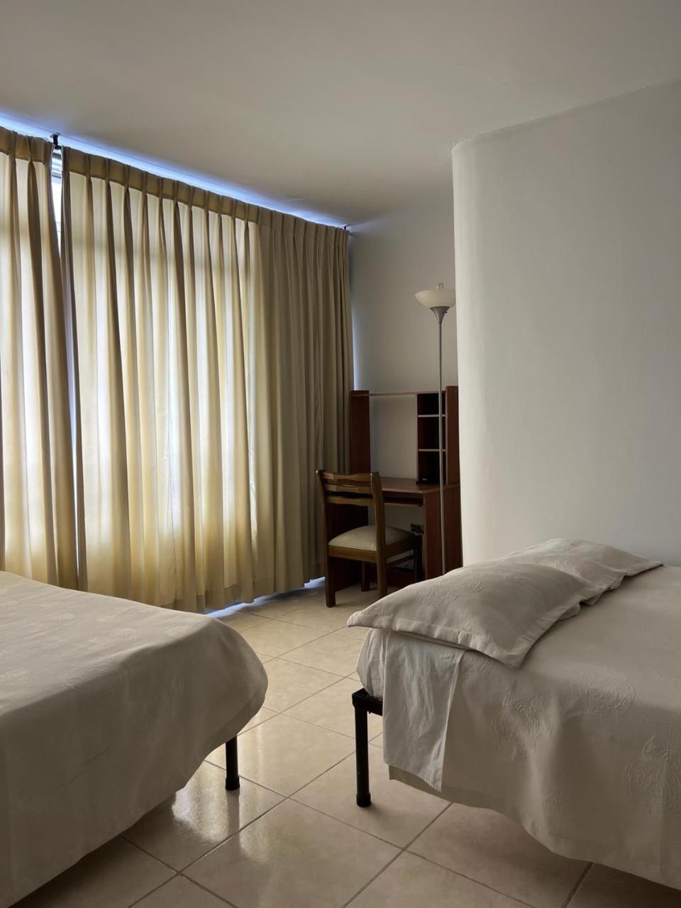 Hotel Armenia Centro Buitenkant foto