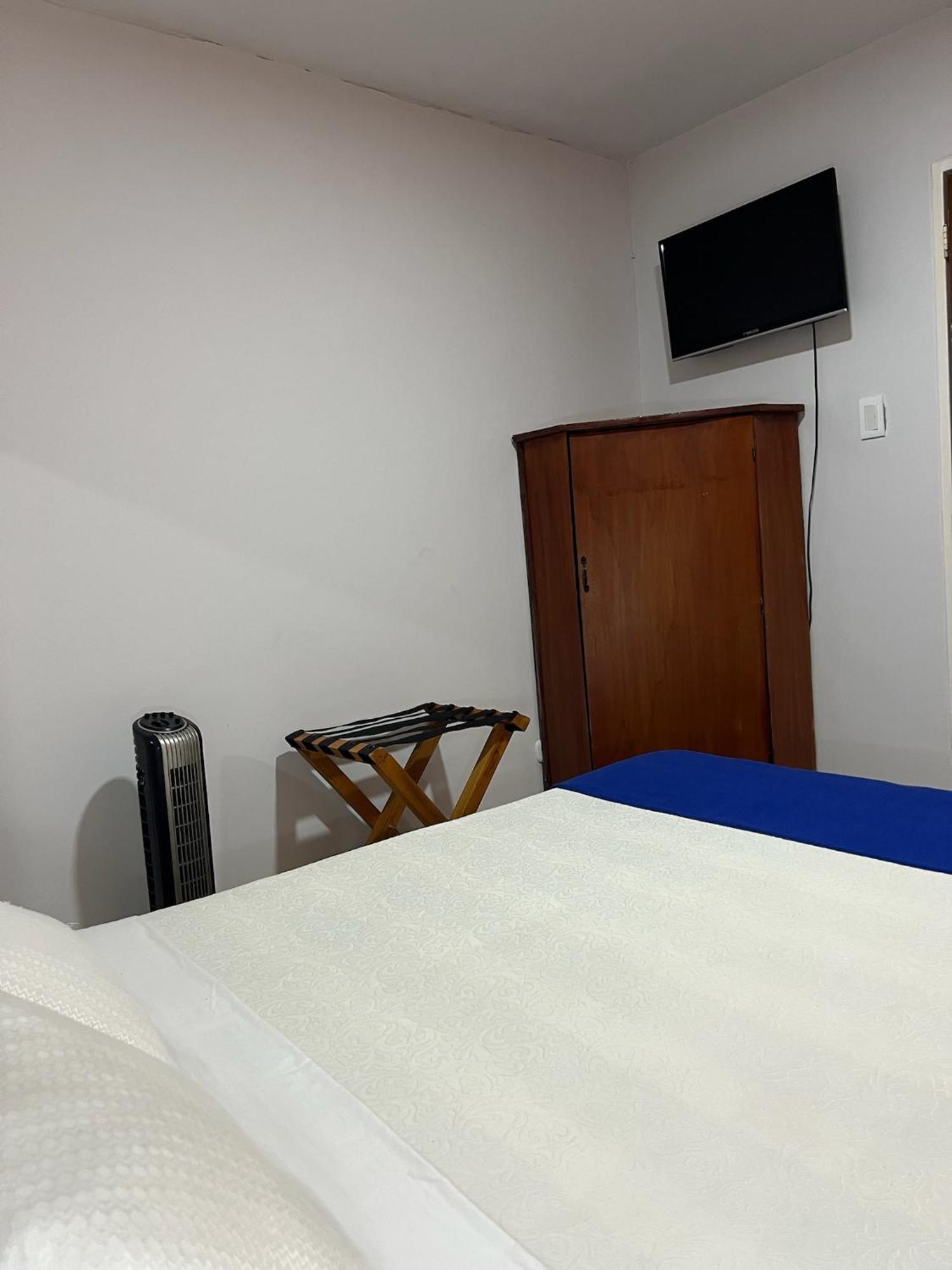 Hotel Armenia Centro Buitenkant foto
